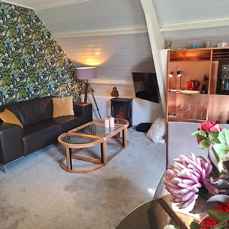 Hof Eden Bed & Breakfast 4*