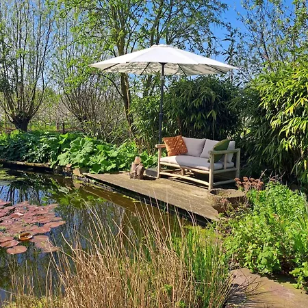 Hof Eden Bed & Breakfast Ophemert